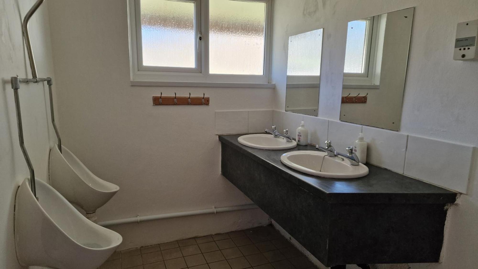 Dinas Hotel Llanbedr  Bagian luar foto