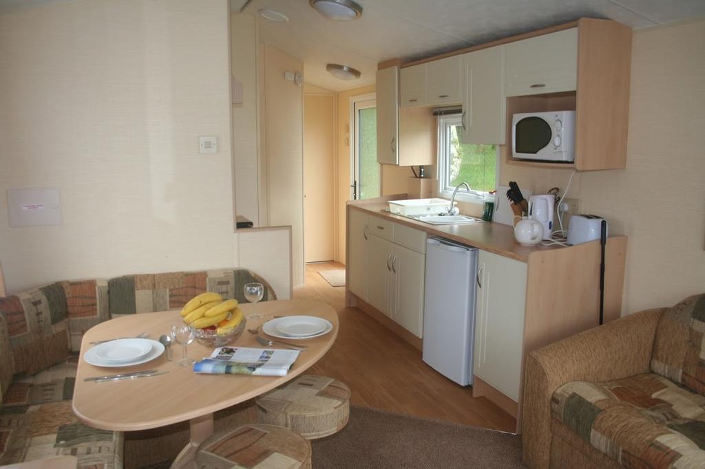Dinas Hotel Llanbedr  Bagian luar foto